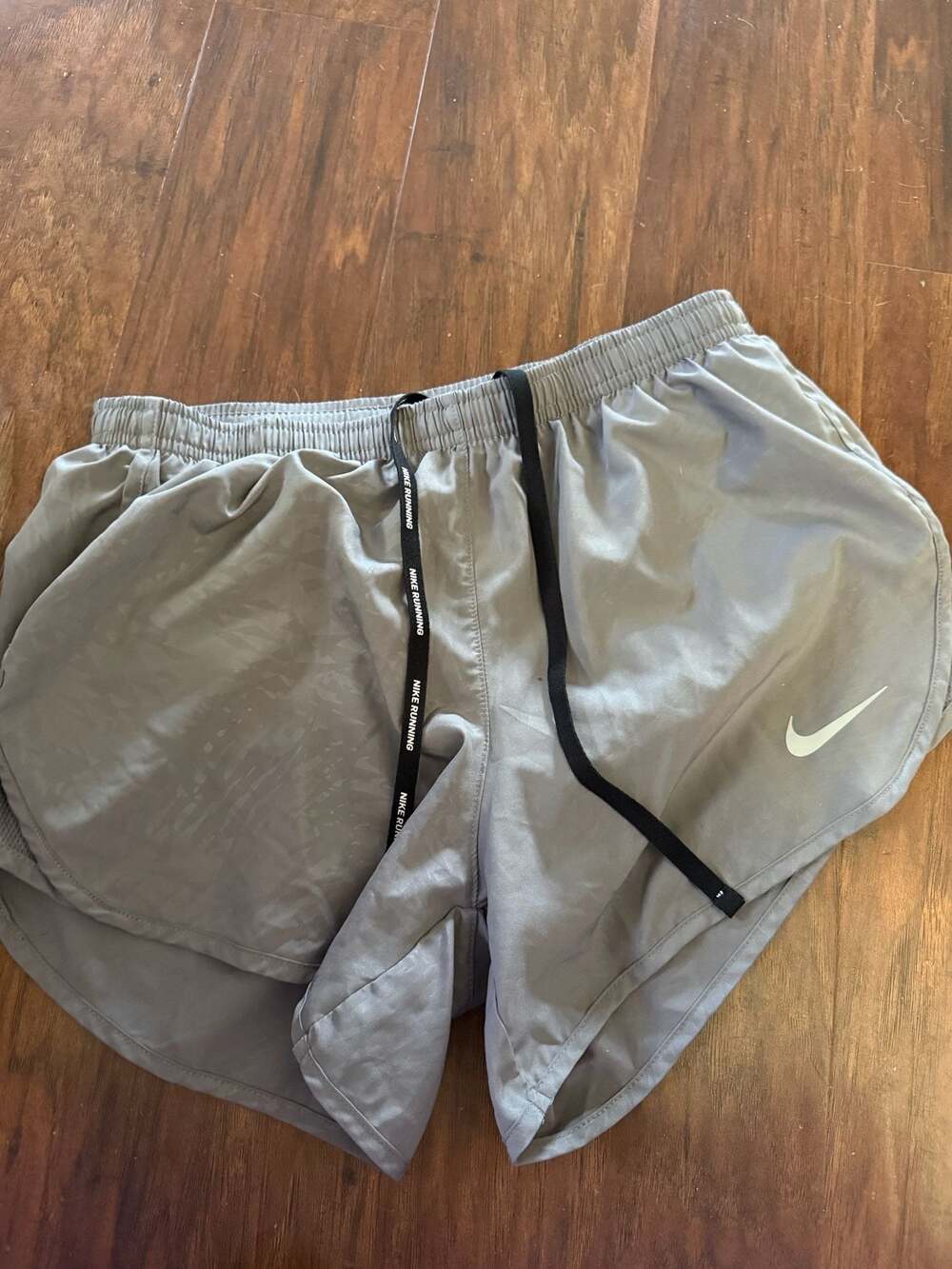 Nike Run Division Tempo Luxe Women's Reflective Running Shorts